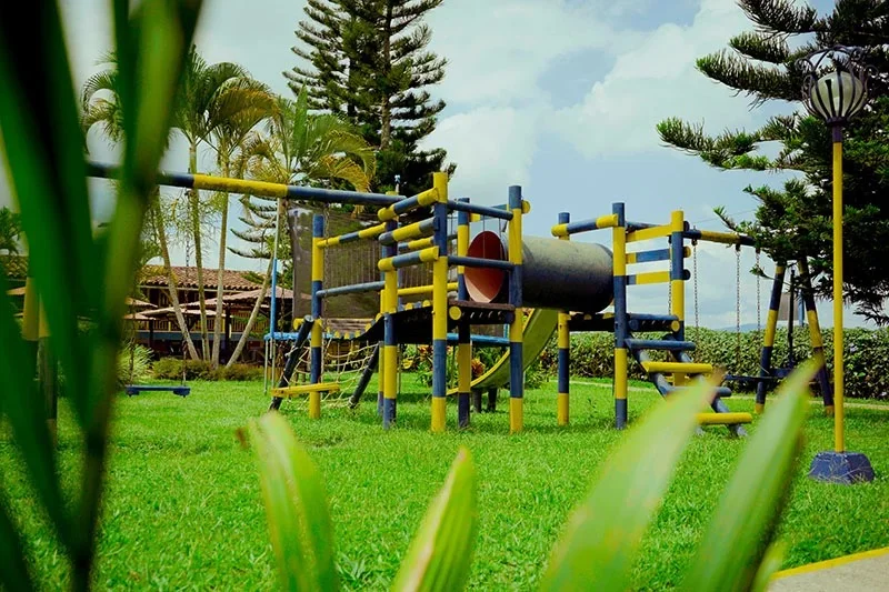instalaciones juegos infantiles hotel quindio campestre